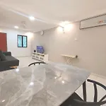 Molek Premium Suite 3R2B At Johor Bahru By Maco Home